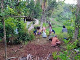 JUMAT BERSIH RUTIN WARGA PADUKUHAN BATUR